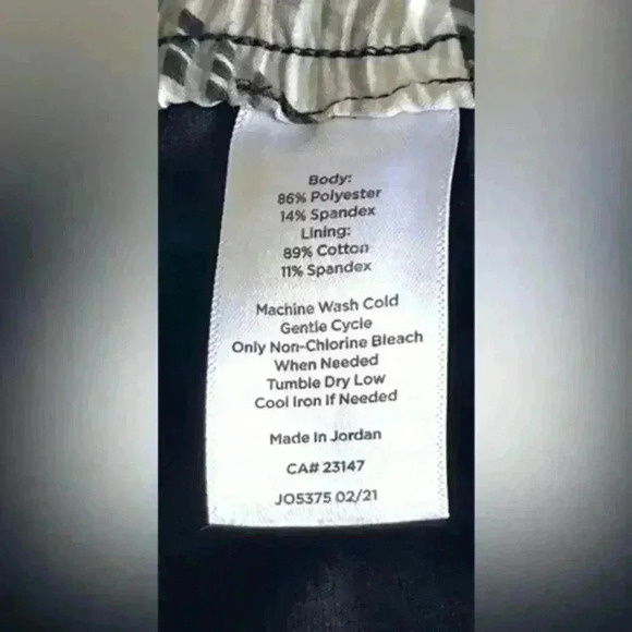 T for Talbots Grey/Black Palm Tree Print Athletic Skort Sz. SP - Picture 11 of 11